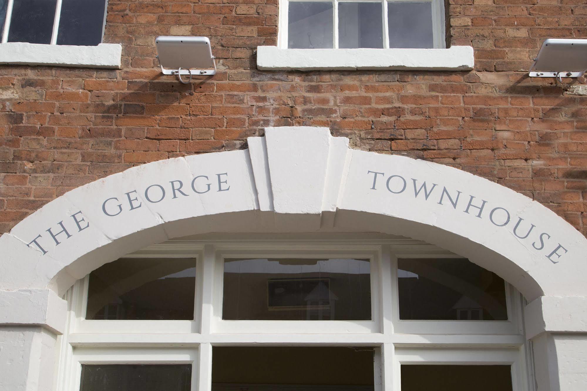 Отель The George Townhouse Shipston-on-Stour Экстерьер фото